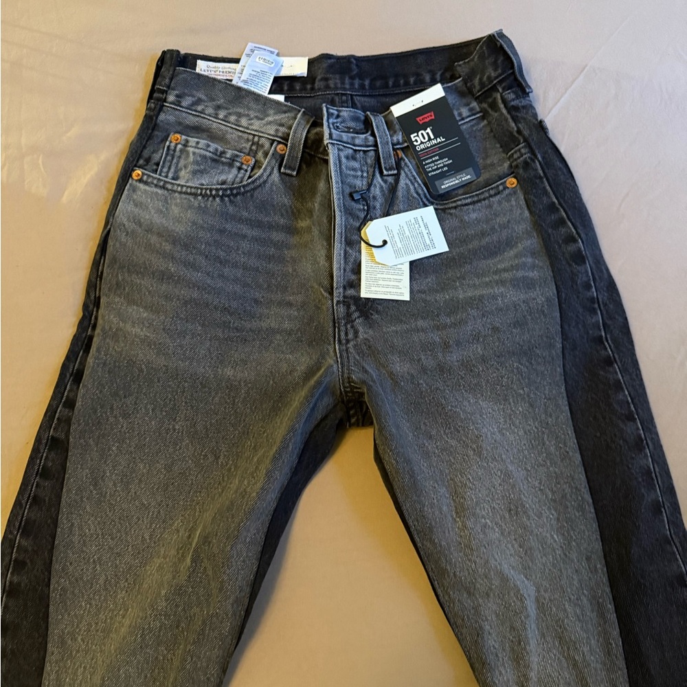 Levi’s High rise straight leg